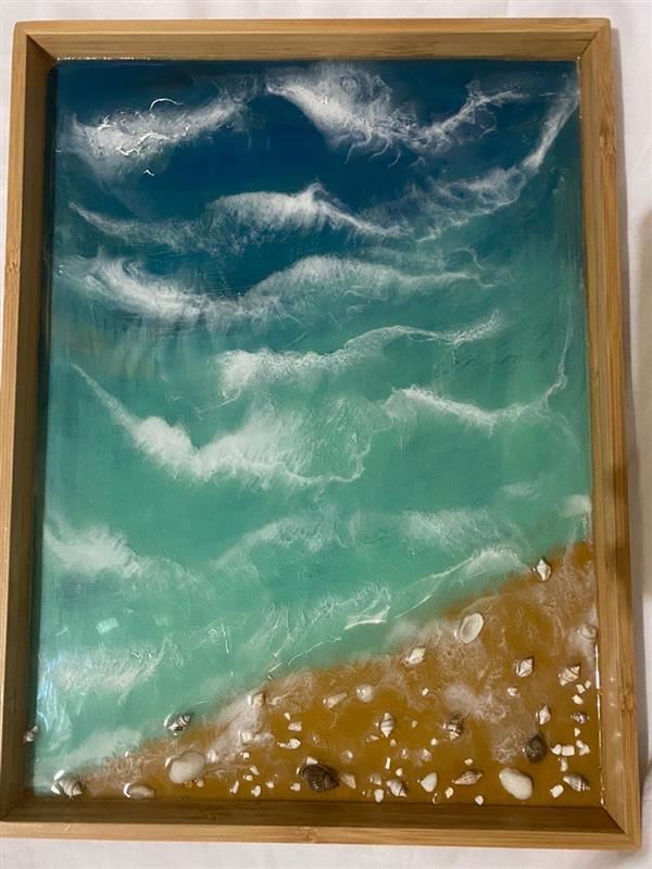 Picture of Tray in the shape of sea waves