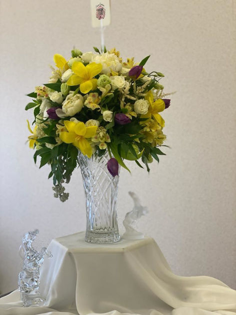 Picture of Yellow Flower Bouquet 