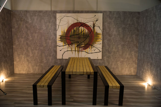 Picture of Modern garden table set