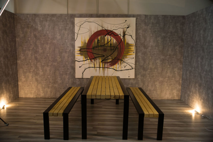 Picture of Modern garden table set