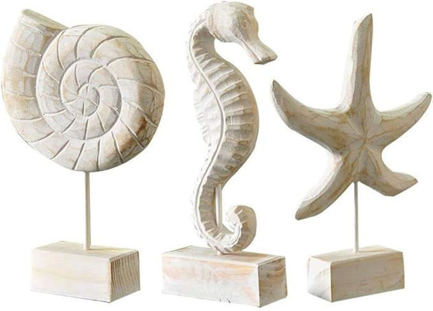 Picture of 3 pieces of wood carvings 