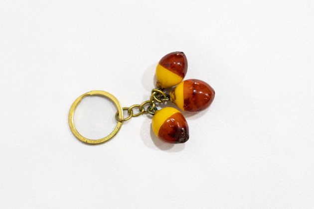 Picture of Wet Medal with Threes of Love