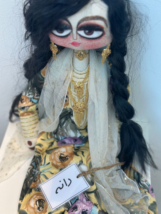 Picture of Emirati doll Dana