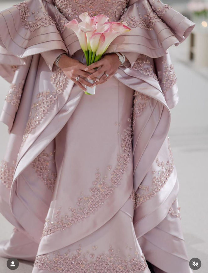 Picture of Dress 1