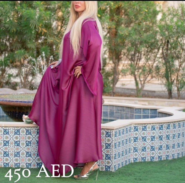 Picture of Pink touch abaya
