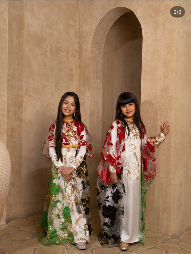 Picture of Dress 2