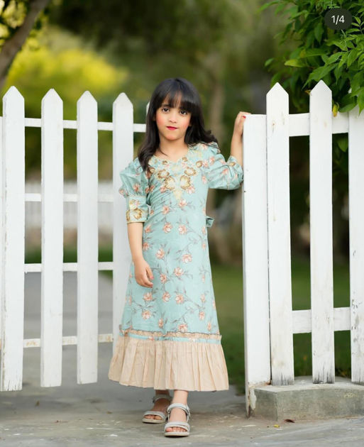 Picture of Elegant girls jalabiya with a soft heritage touch 