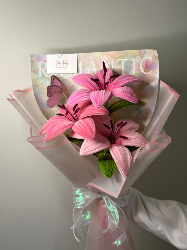 Picture of Lilly Bank