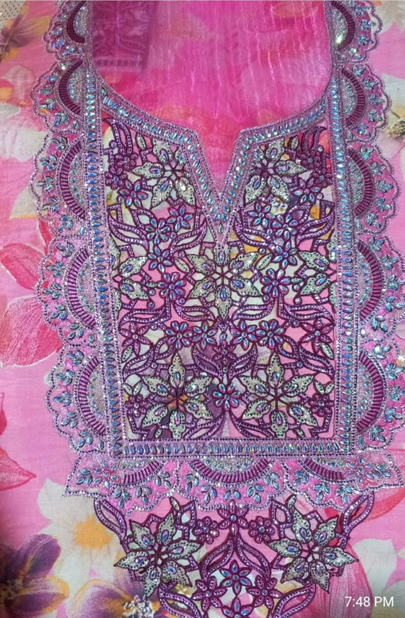 Picture of Kandora with lobes 