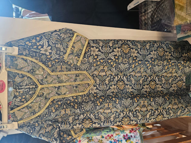 Picture of Golden and silver cloves for the little ones3