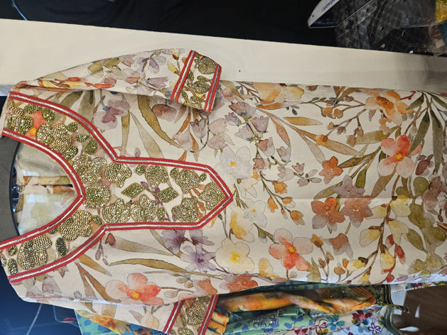 Picture of Cut of gold and silver lobes for the little ones4