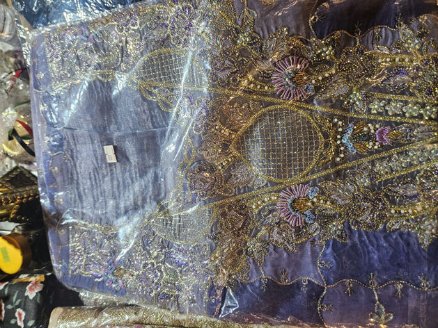 Picture of Cut piece with clove 11