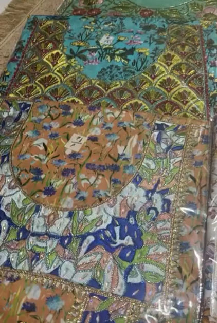 Picture of Pieces of silk with lobes