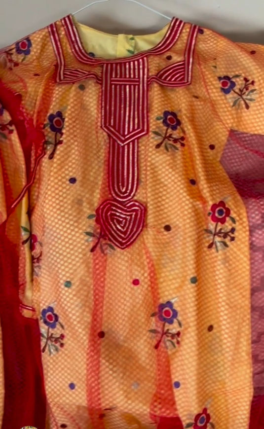 Picture of Dress for the little girl 