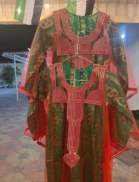 Picture of Emirati dress 