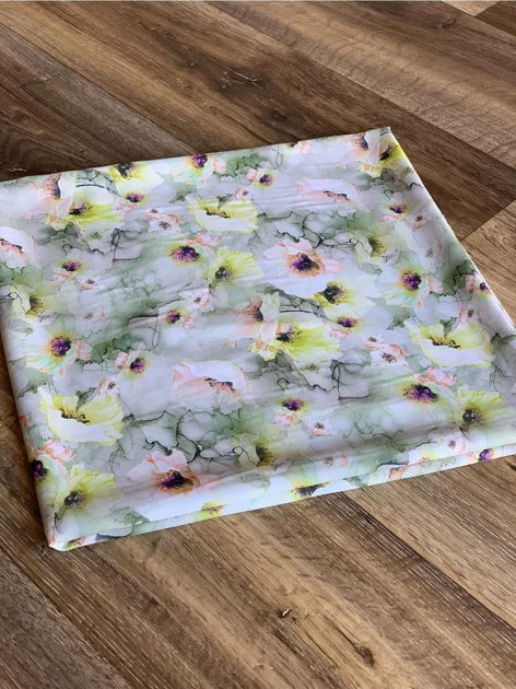 Picture of قطعة قطن ناعم بالألوان زاهية