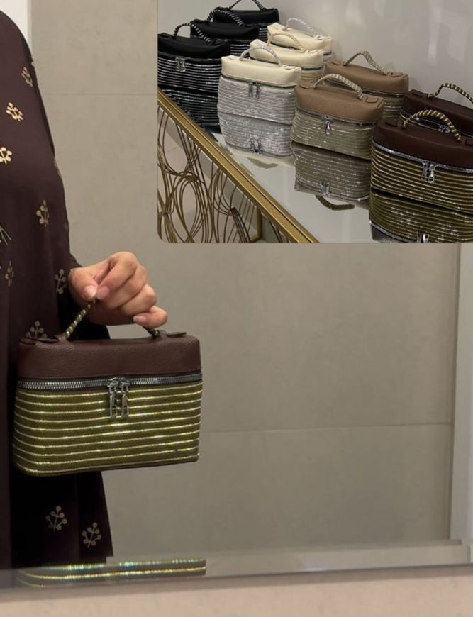 Picture of Silver and gold tally bag