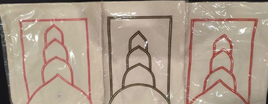 Picture of Multi-purpose bag with a pillow 