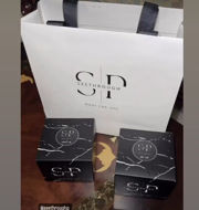 Picture of A scented oud that is scattered