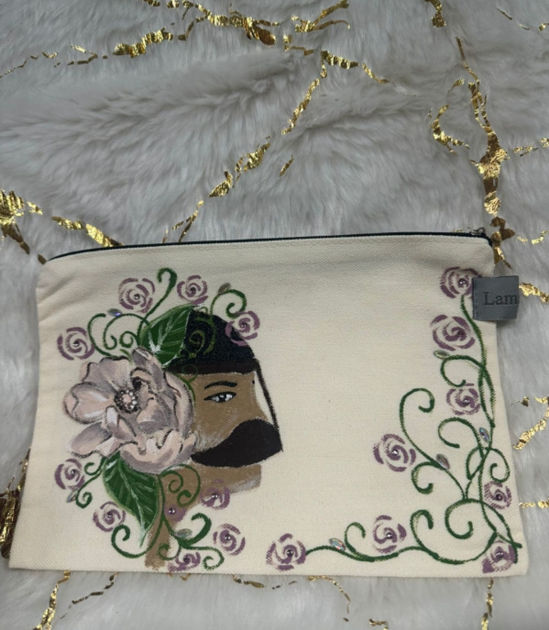 Picture of Hand-drawn burqa painting