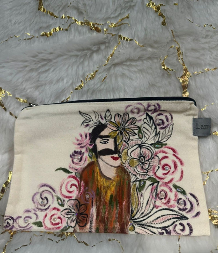 Picture of Hand Painting Clipper Portrait of Emirati Woman