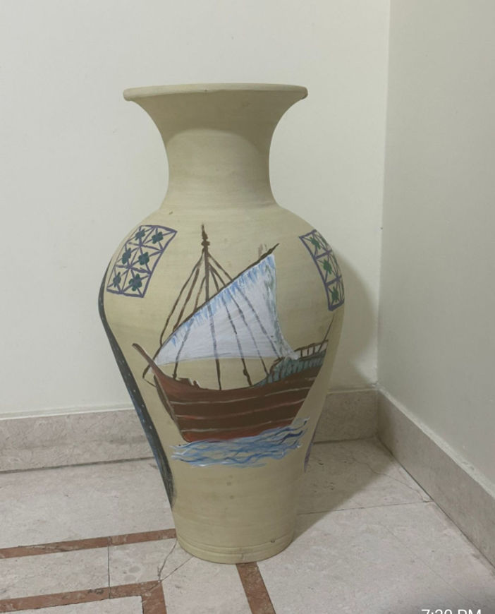Picture of Jar with a Ship's Heritage Drawing