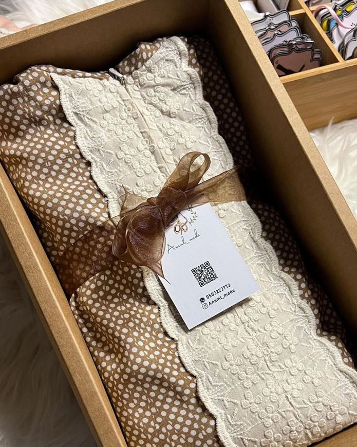 Picture of Prayer Abaya Gift