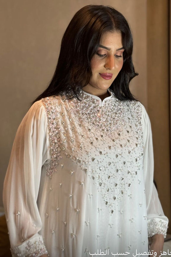 Picture of White dress