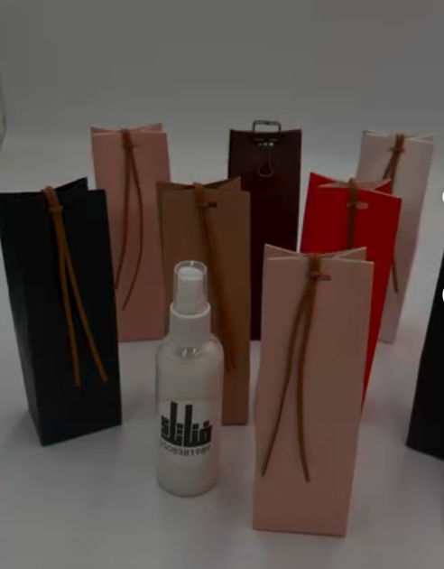 Picture of Leather Spreads with Fragrance