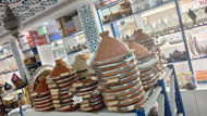 Picture of kitchenware, poterry and cosmetics 