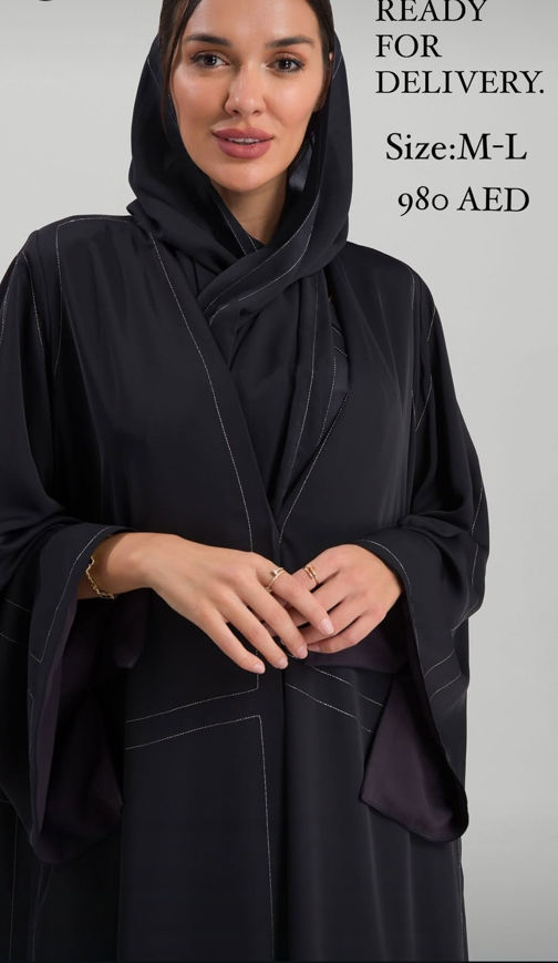 Picture of Abaya for trips and occasions black color with Sheila