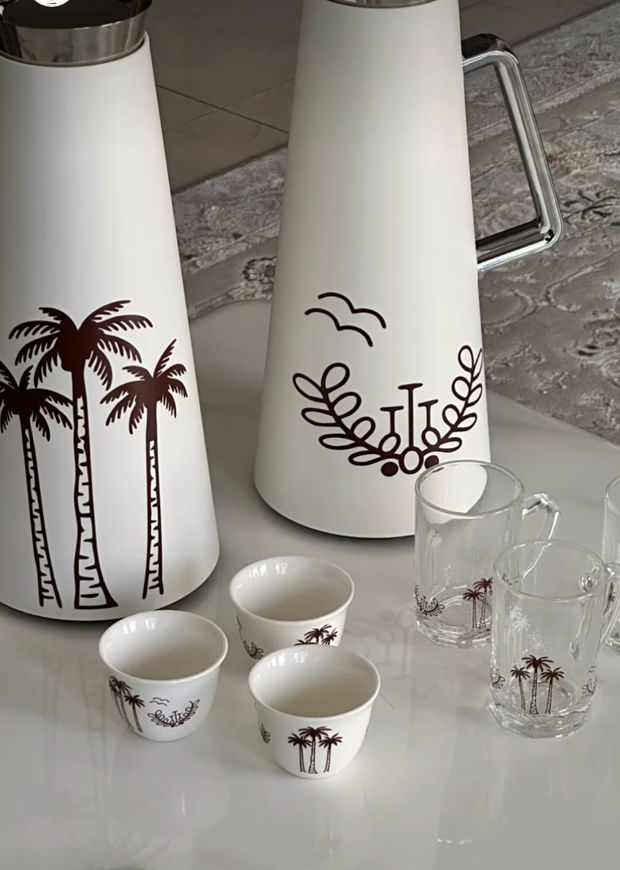 Picture of Zayed Cup Set