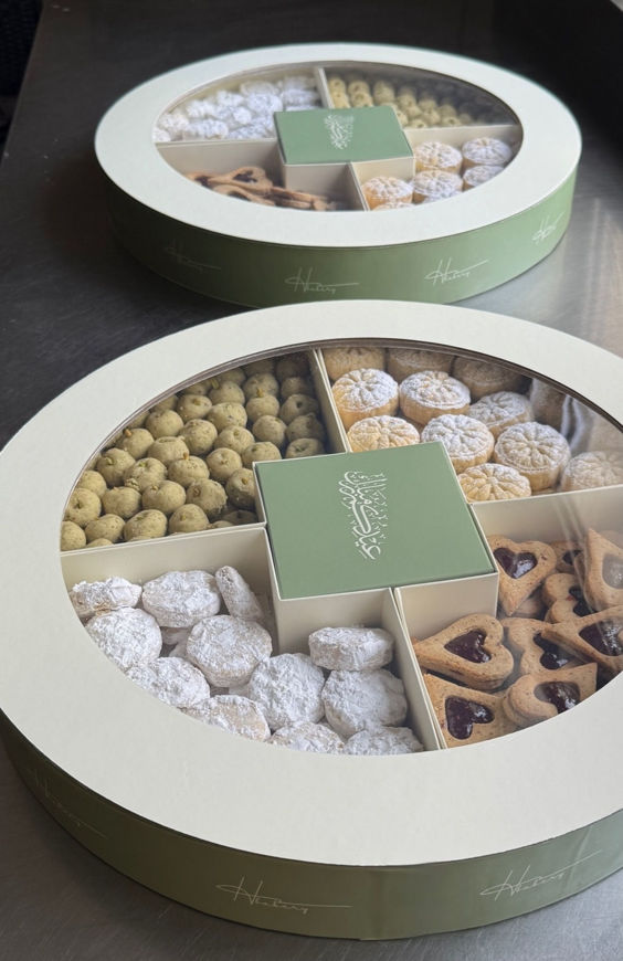 Picture of Mix Eid cakes 