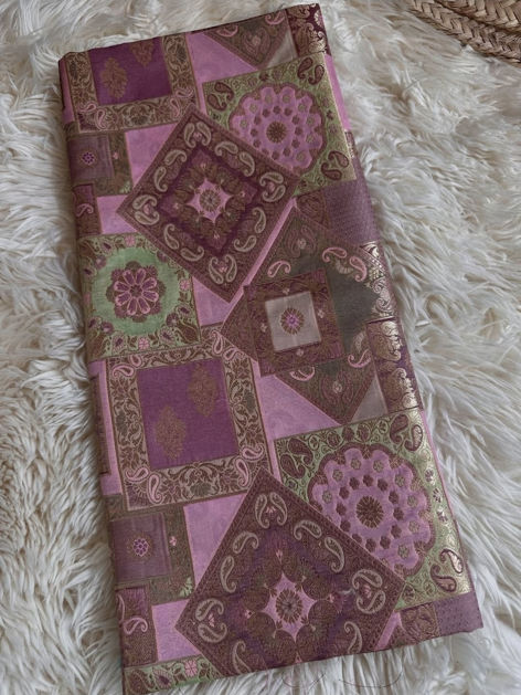 Picture of Pieces of silk with a drawing of 33