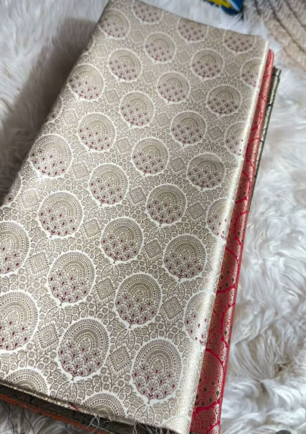 Picture of Soft Colored Silk