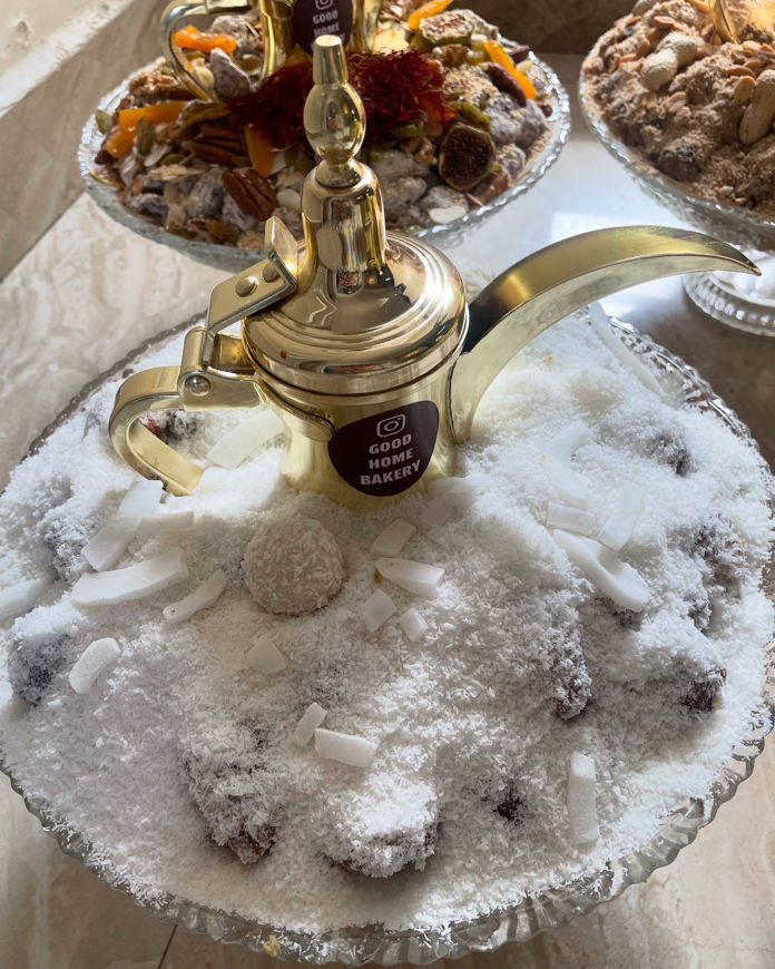 Picture of تمر بجوز الهند بطعم الرفيلو