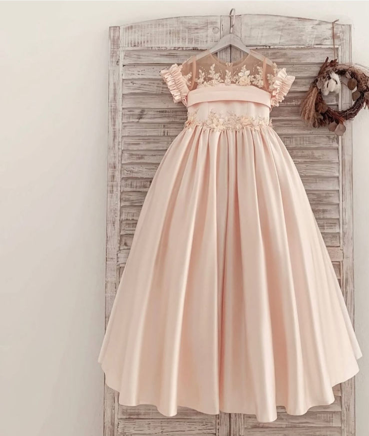 Picture of Soft cotton dress for girl with lace 