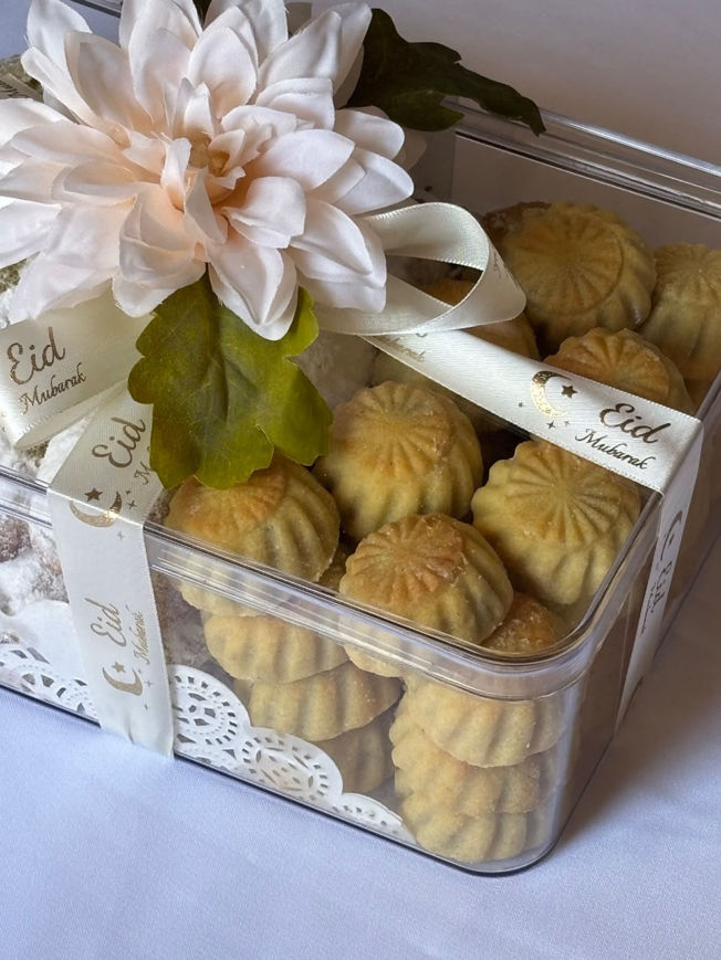 Picture of Maamoul with dates