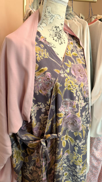 Picture of Prayer dress by wrapping